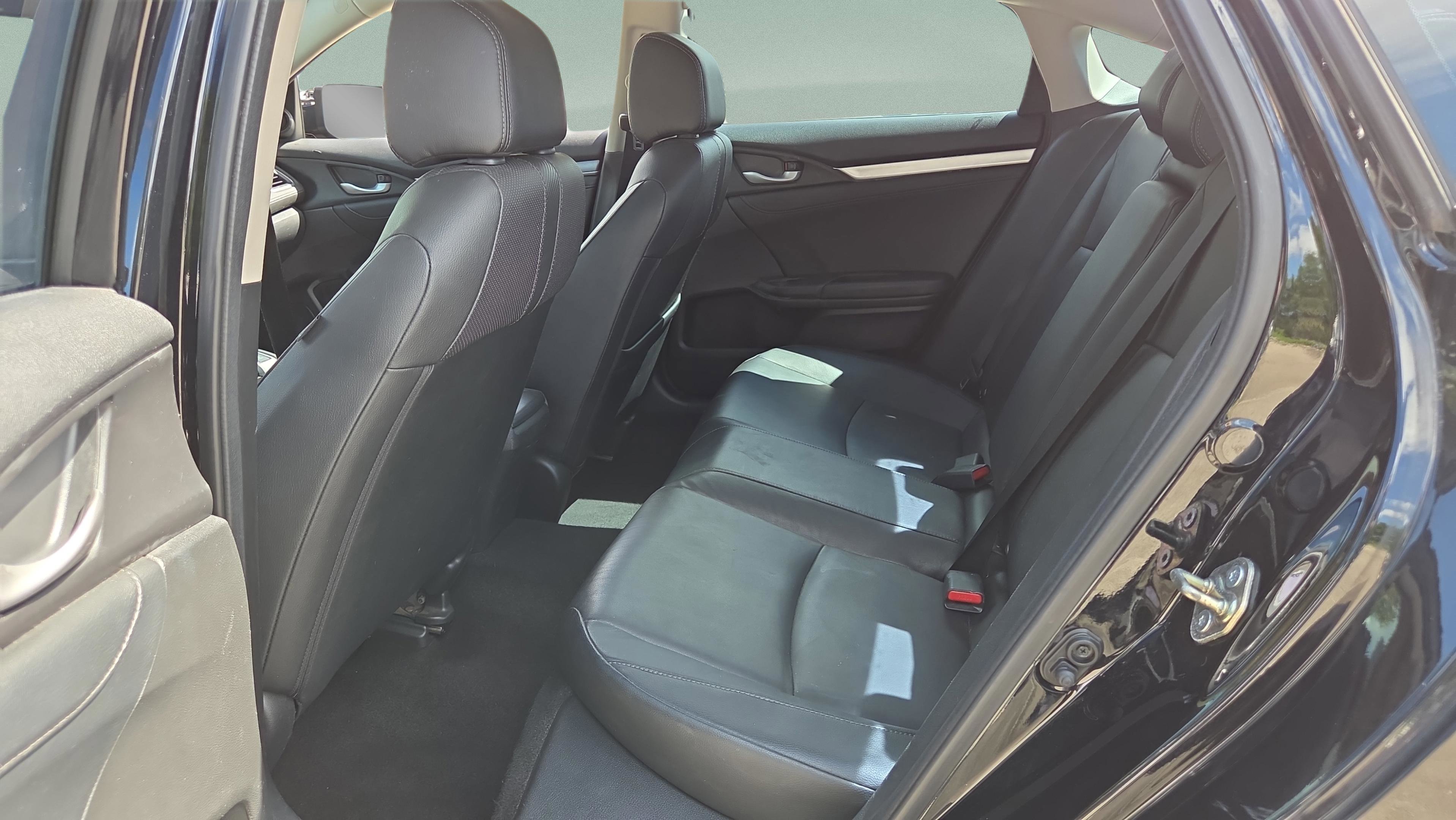 Used 2016 Honda Civic EX-L image 10
