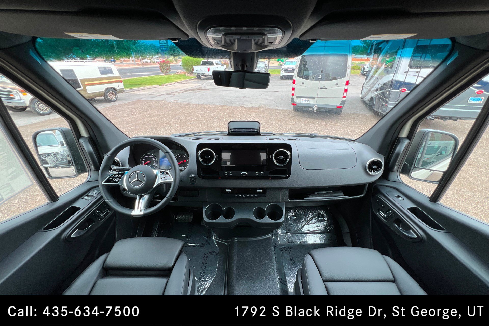 Used 2025 Mercedes-Benz Sprinter 2500 image 9