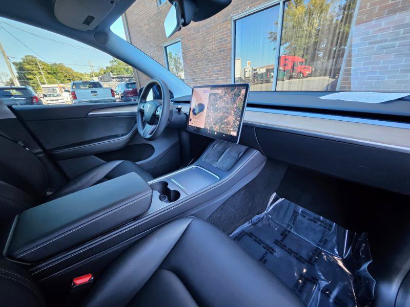 Used 2023 Tesla Model Y Long Range AWD/4WD image 57