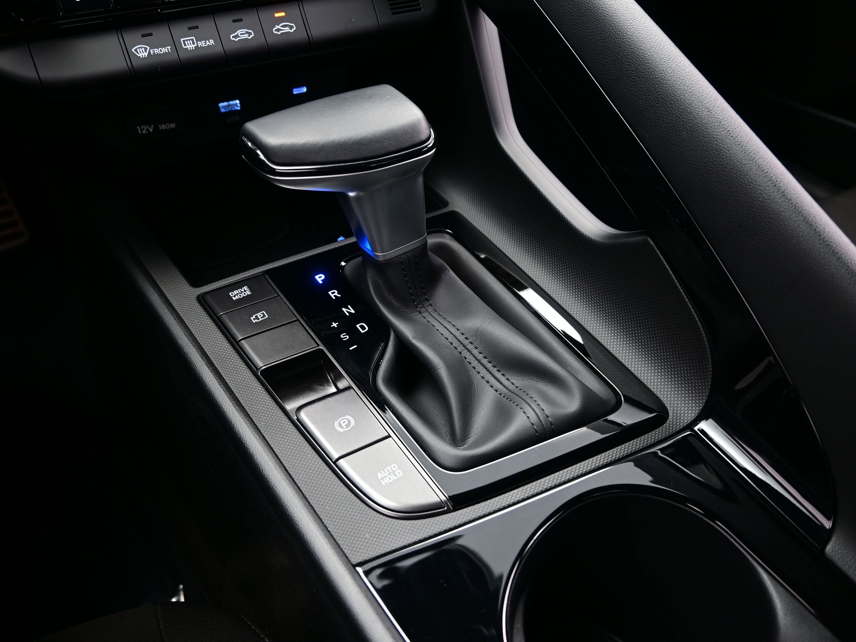 Certified 2025 Hyundai Elantra SEL image 20