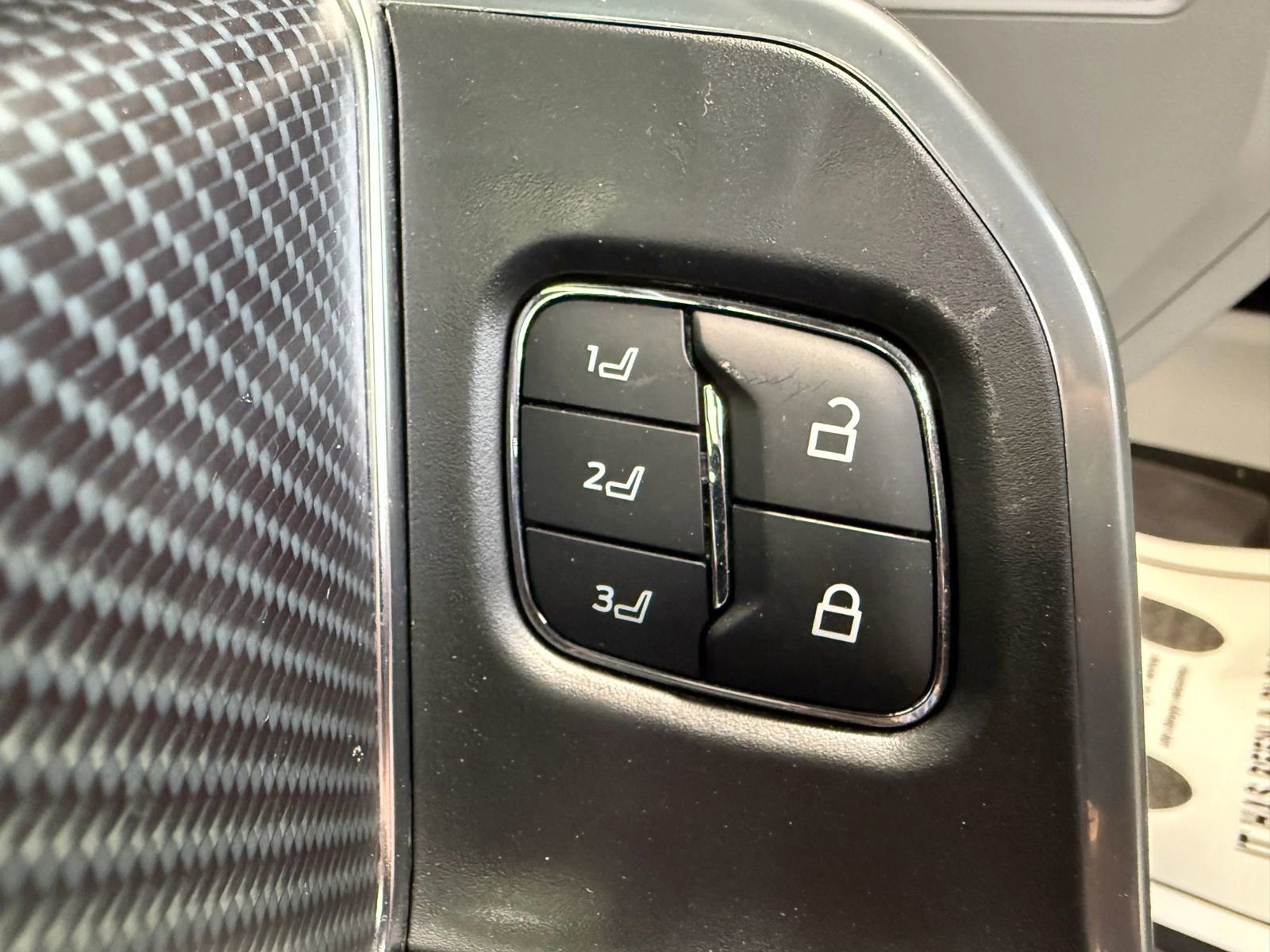 Used 2024 Ford F450 Limited w/ FX4 Off-Road Package image 98