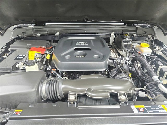 Used 2021 Jeep Wrangler Unlimited Sport image 17