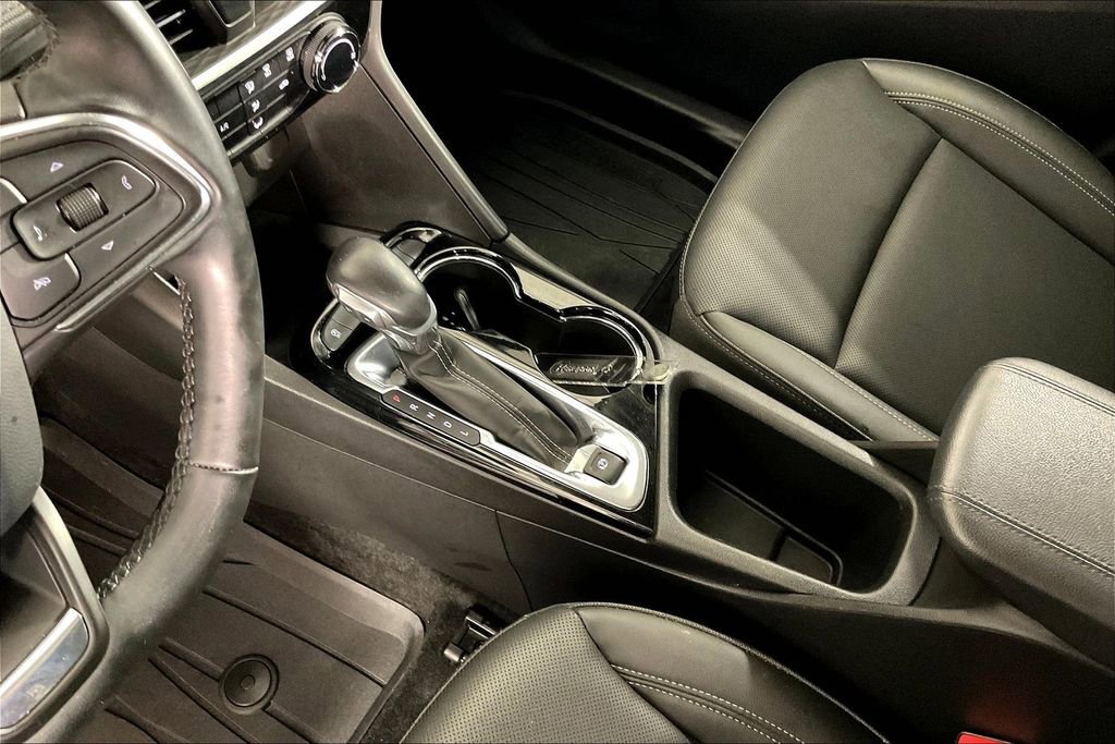 Used 2024 Buick Encore GX Sport Touring image 19