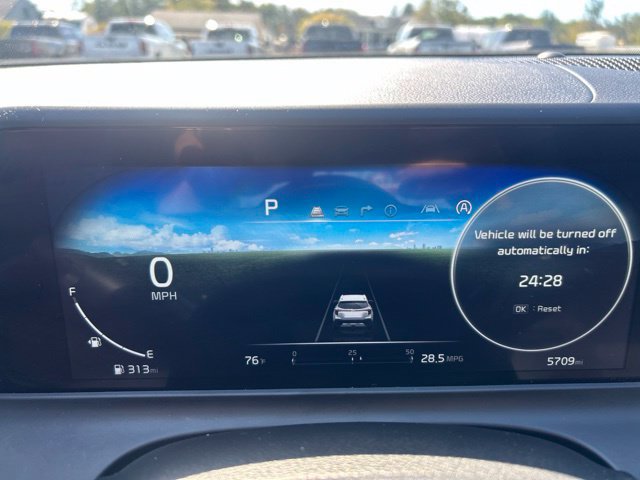 Used 2024 Kia Seltos EX FWD image 31