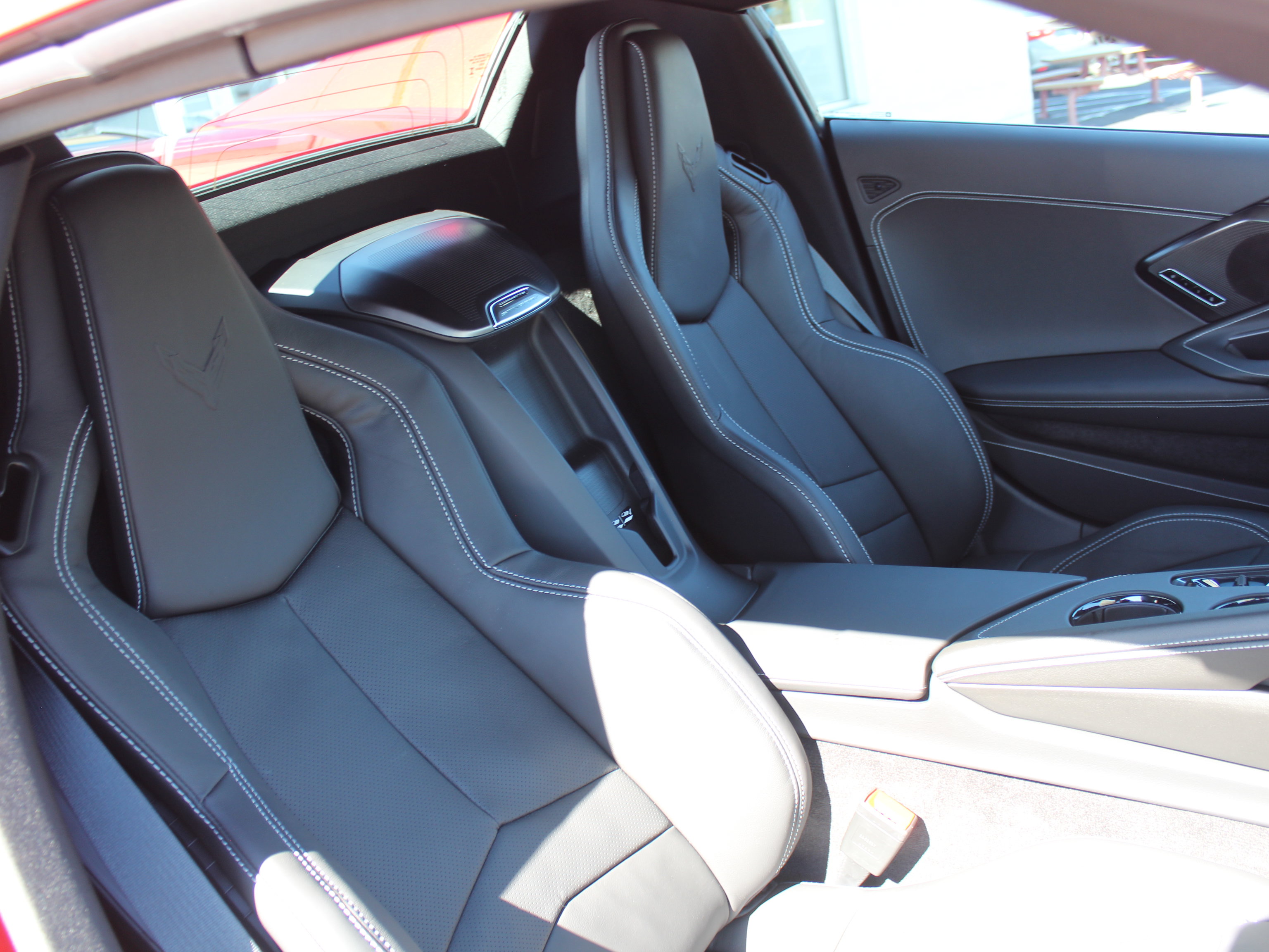 New 2027 Chevrolet Corvette Stingray Convertible w/ Z51 Performance Package RWD image 27