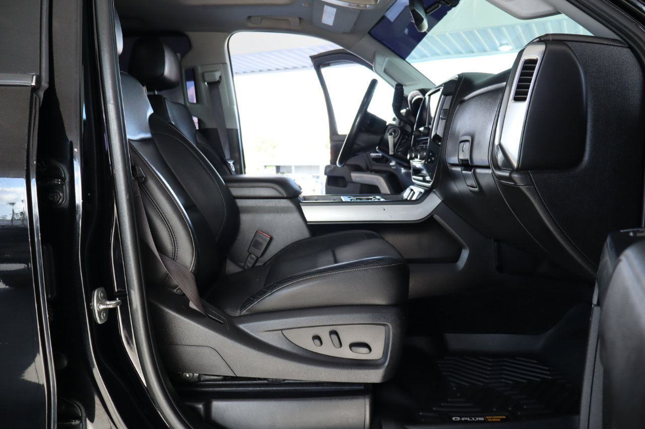 Used 2015 Chevrolet Silverado 2500 LTZ image 35