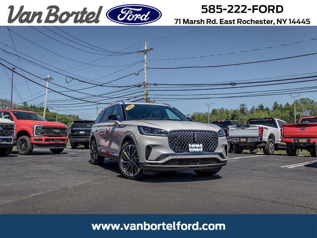 Used 2025 Lincoln Aviator Reserve w/ Equipment Group 201A
