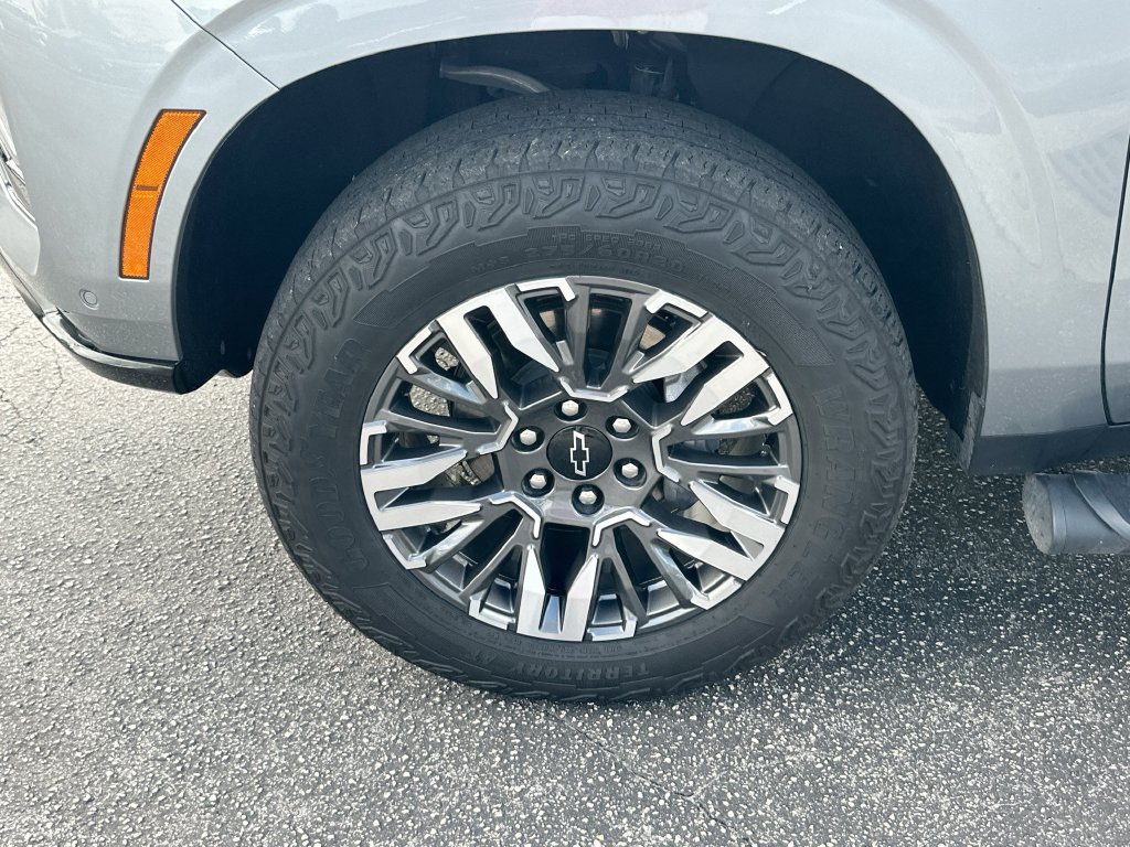 Certified 2025 Chevrolet Tahoe Z71 AWD/4WD image 29