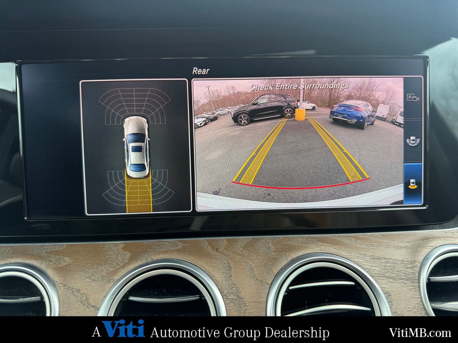 Used 2018 Mercedes-Benz E 300 image 34