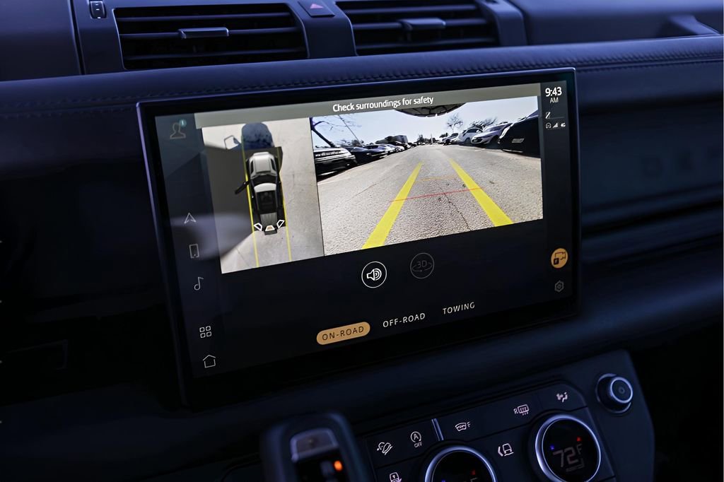 Used 2023 Land Rover Defender 110 V8 image 19