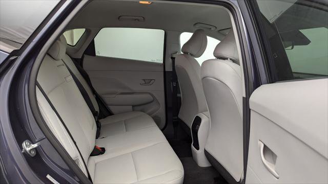 Used 2024 Hyundai Kona SEL image 18