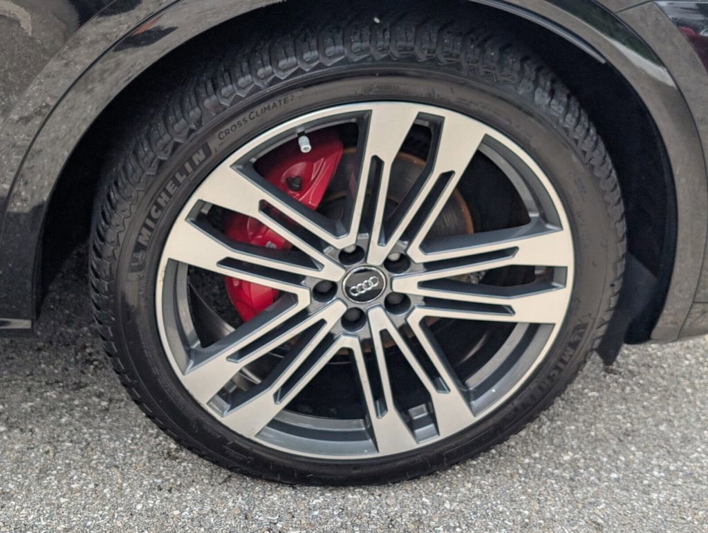 Used 2018 Audi SQ5 Prestige w/ Prestige Package image 20