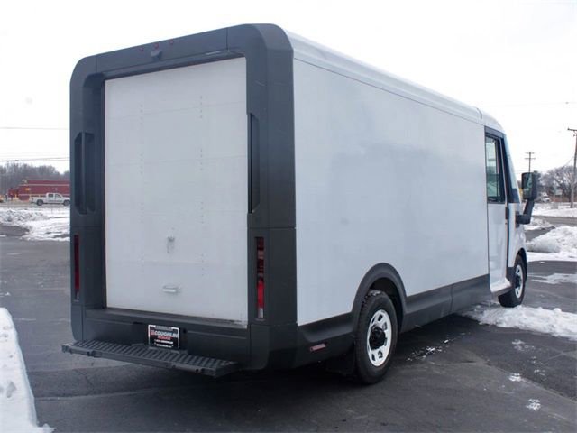 New 2025 Chevrolet Brightdrop 600 image 8