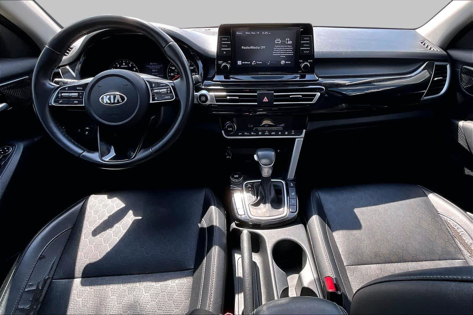 Used 2021 Kia Seltos EX AWD/4WD image 13
