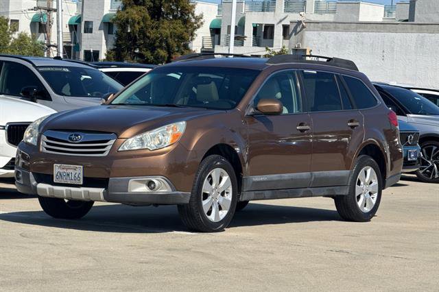 Used 2011 Subaru Outback 2.5i Limited AWD/4WD image 7