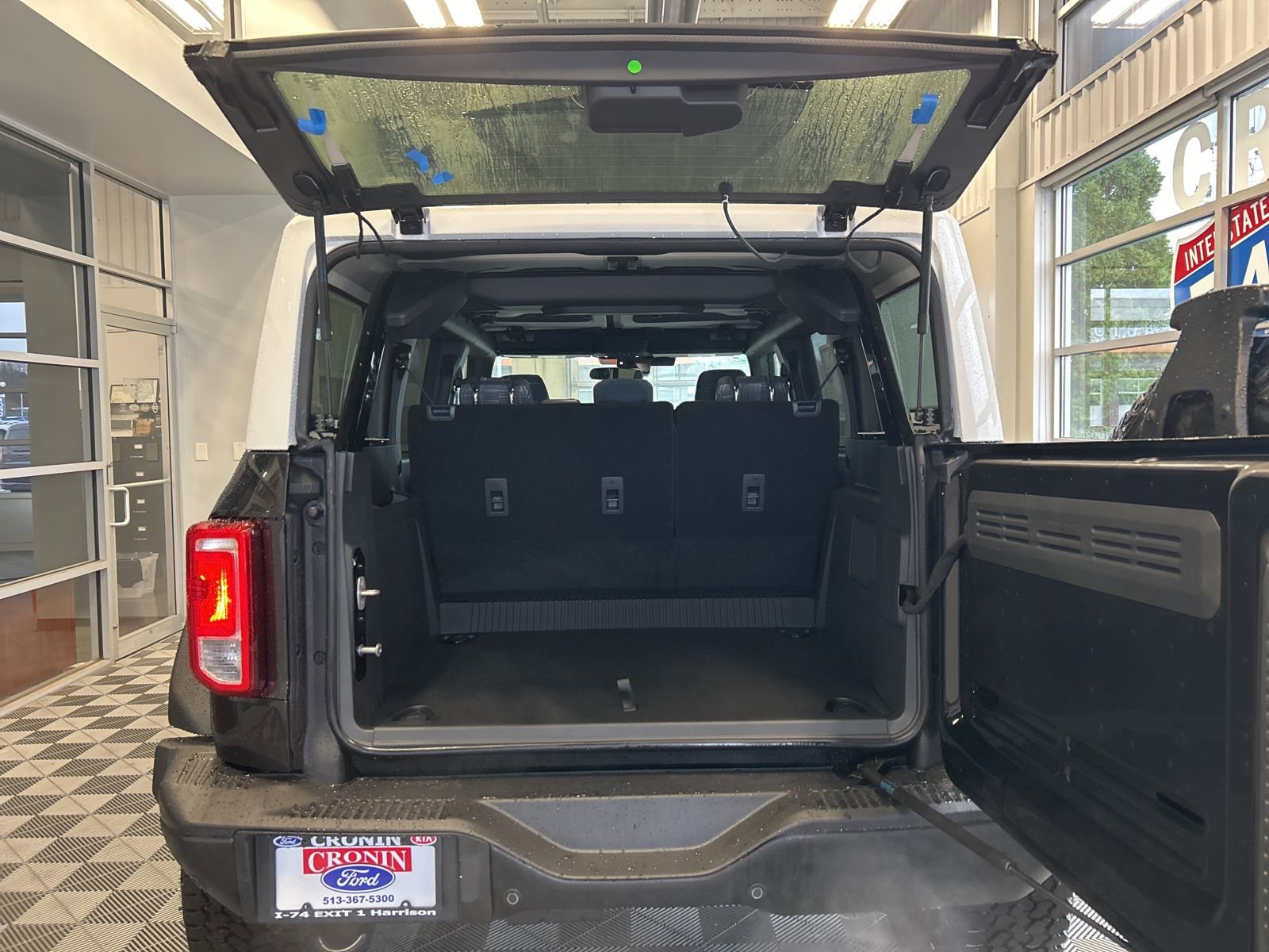 New 2025 Ford Bronco Heritage Edition image 10