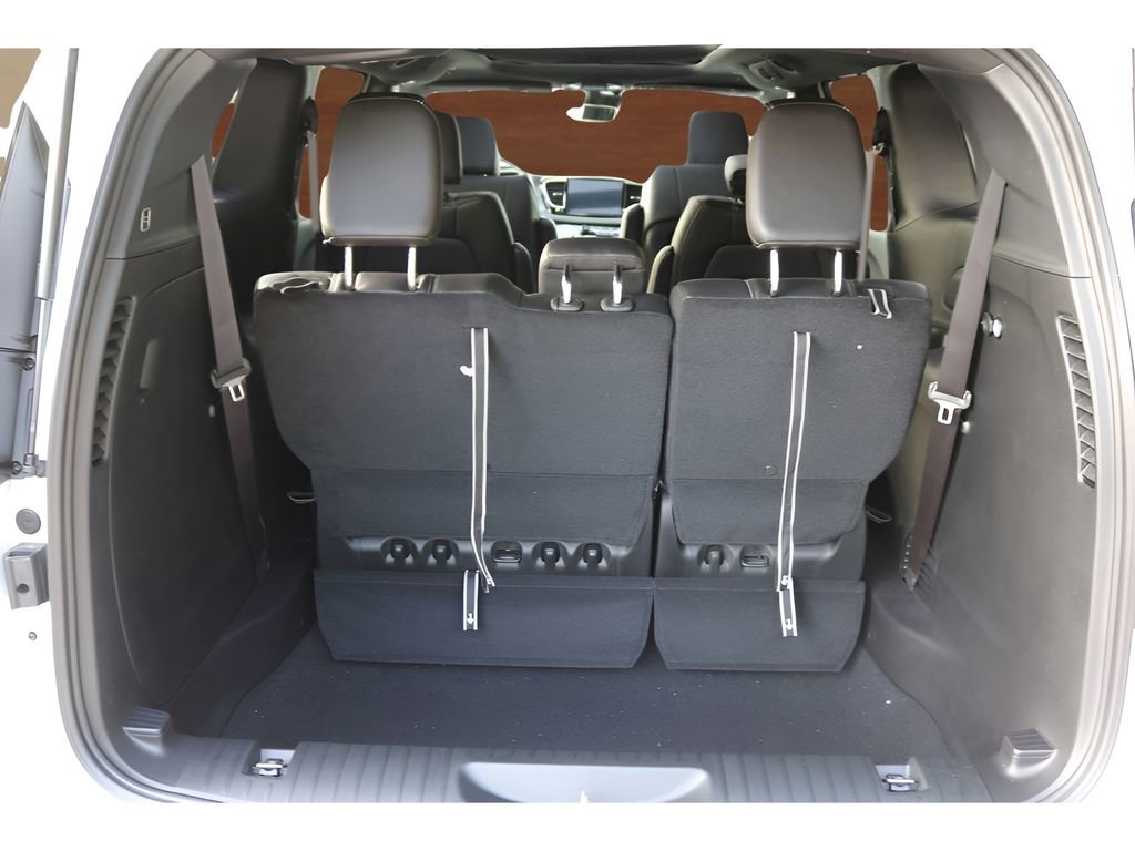 New 2026 Chrysler Pacifica Select FWD image 17