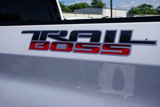 Used 2023 Chevrolet Silverado 1500 LT Trail Boss w/ Protection Package AWD/4WD image 8