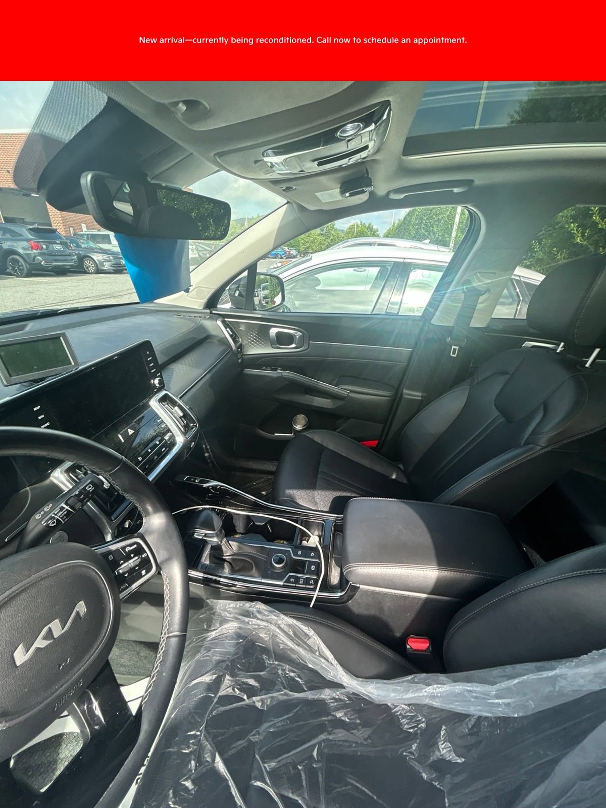 Certified 2023 Kia Sorento SX AWD/4WD image 3