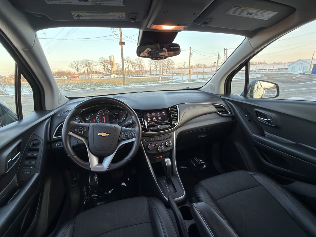 Used 2021 Chevrolet Trax LT w/ LT Convenience Package image 45