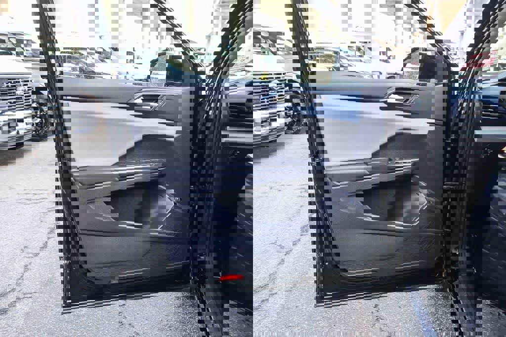 Used 2022 Volkswagen Taos SE image 23