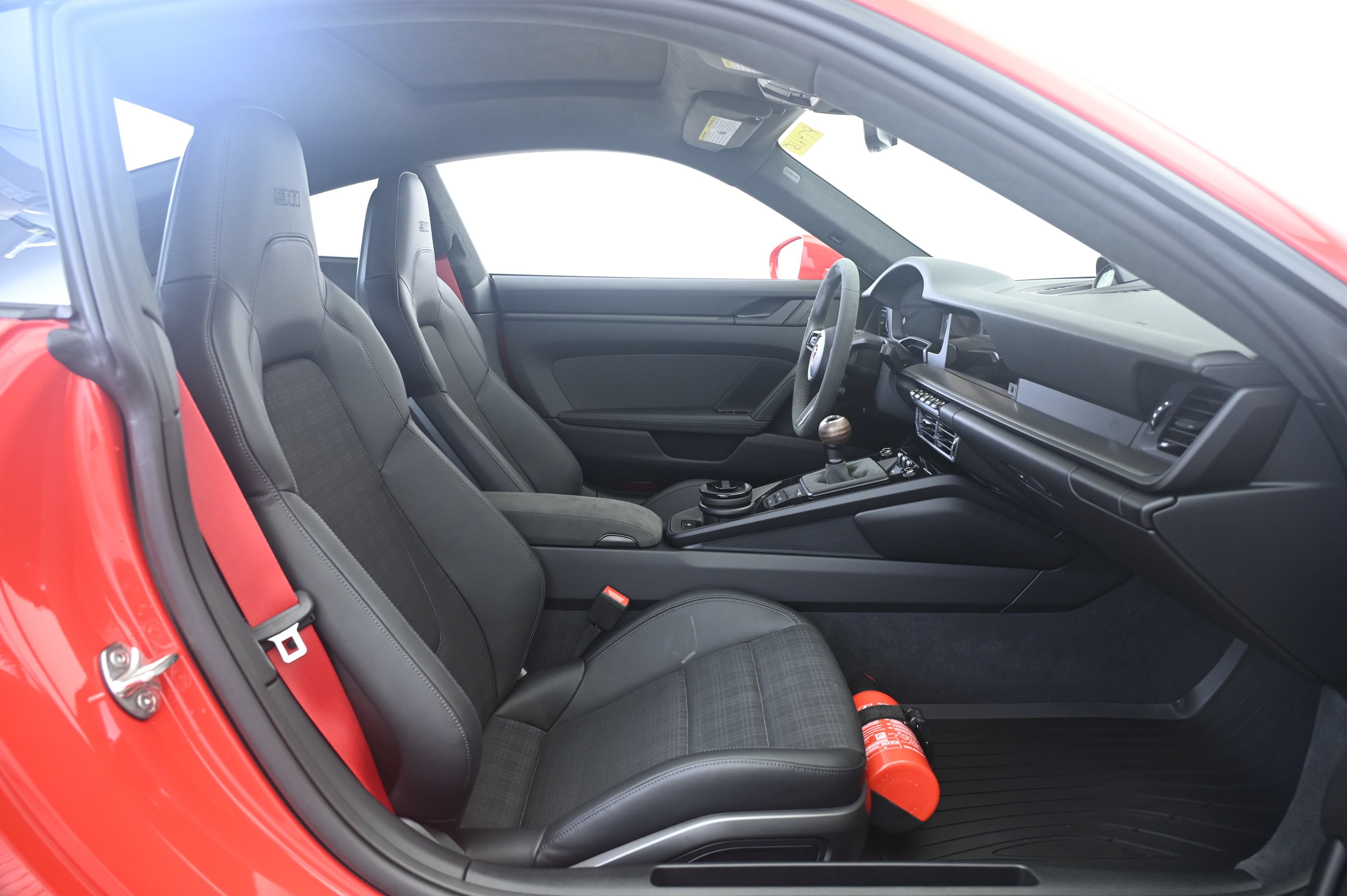 Certified 2026 Porsche 911 Carrera T RWD image 20