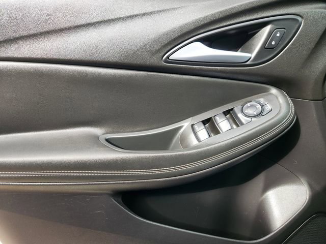 Used 2020 Buick Encore GX Preferred w/ Cold Weather Comfort Package AWD/4WD image 20