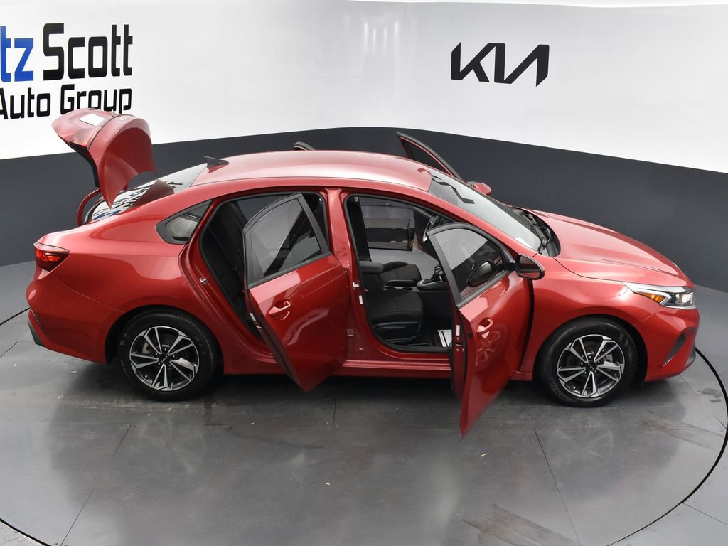 Certified 2023 Kia Forte LXS image 40