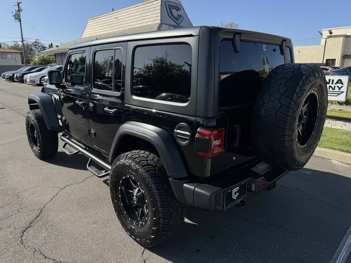Used 2019 Jeep Wrangler Unlimited Sport S AWD/4WD image 3