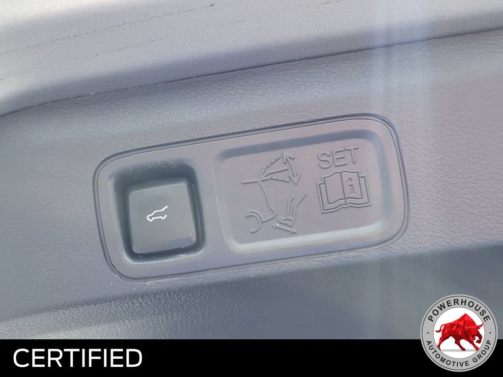 Used 2022 Ford Expedition Limited RWD image 14