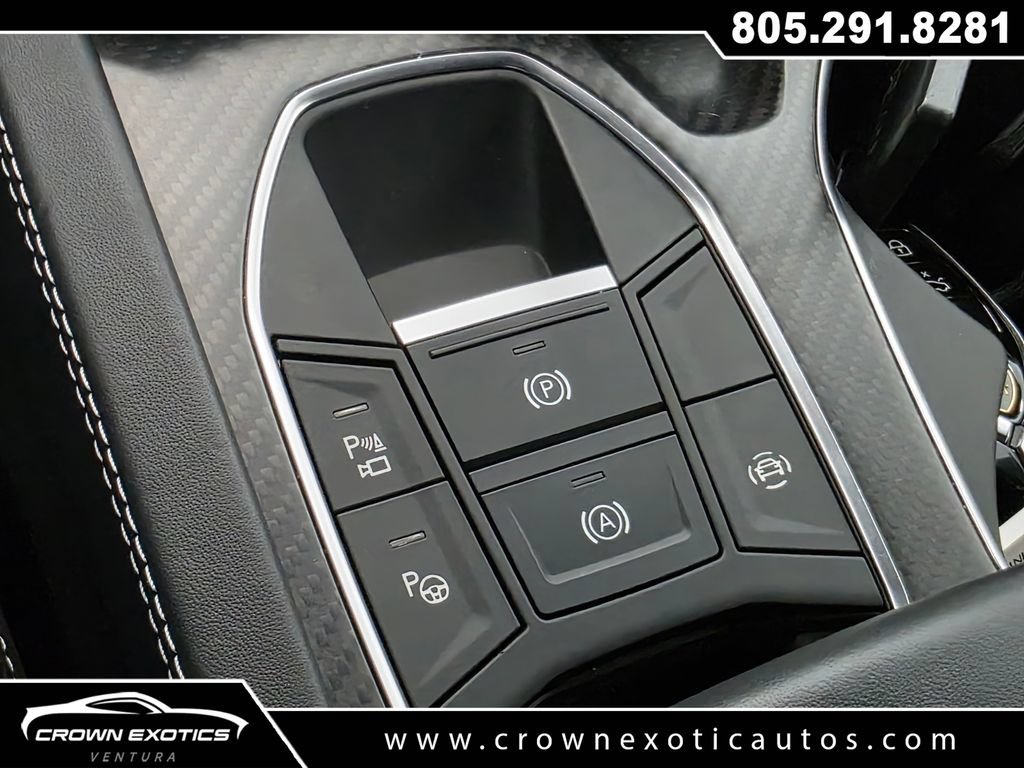 Used 2024 Lamborghini Urus Performante AWD/4WD image 22