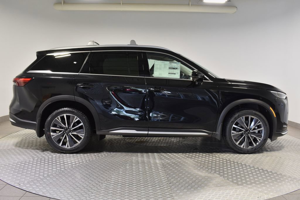 New 2026 INFINITI QX60 Luxe w/ Family Package image 6