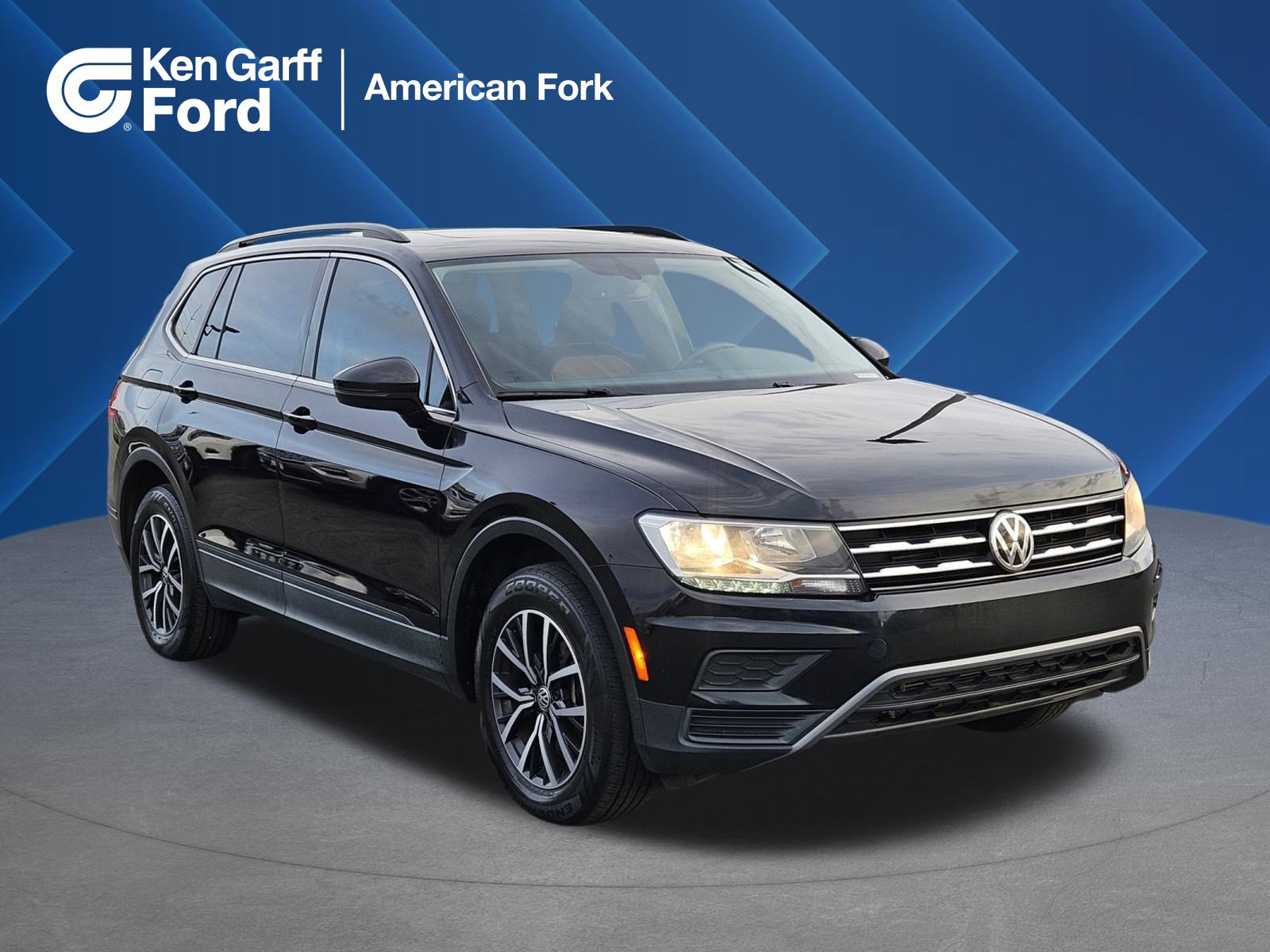 Used 2019 Volkswagen Tiguan SE image 1