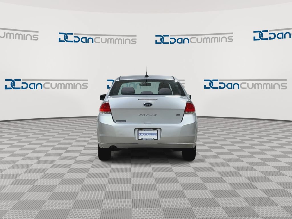 Used 2011 Ford Focus SE w/ 201A Rapid Spec Order Code FWD image 7
