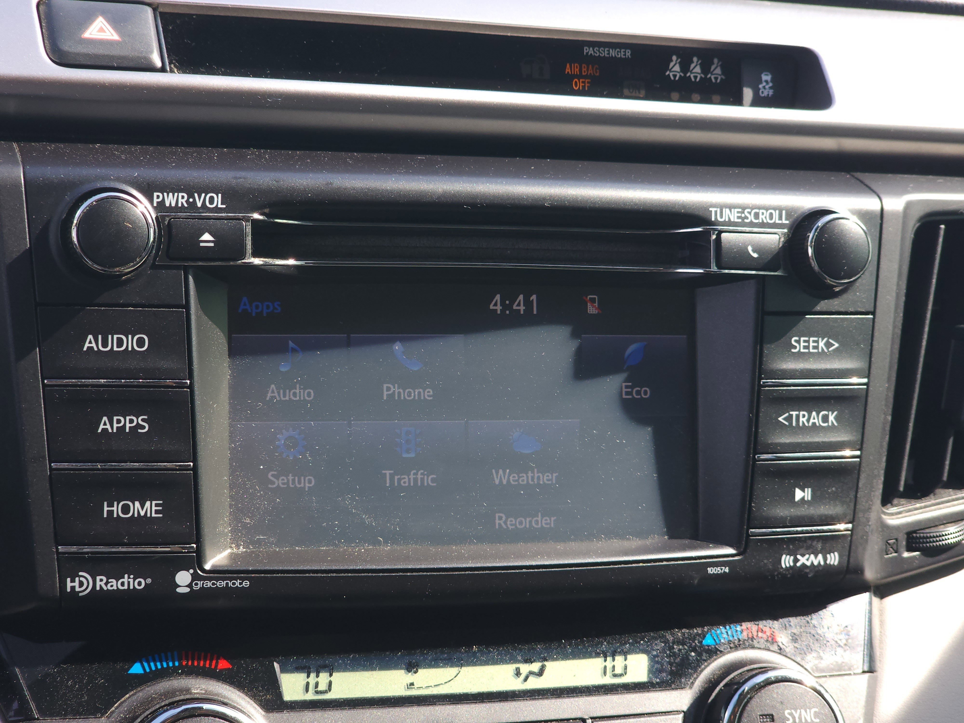 Used 2017 Toyota RAV4 XLE FWD image 19