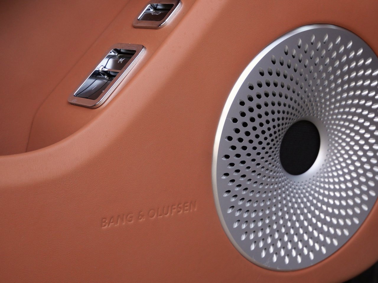 Used 2024 Bentley Flying Spur W12 image 17