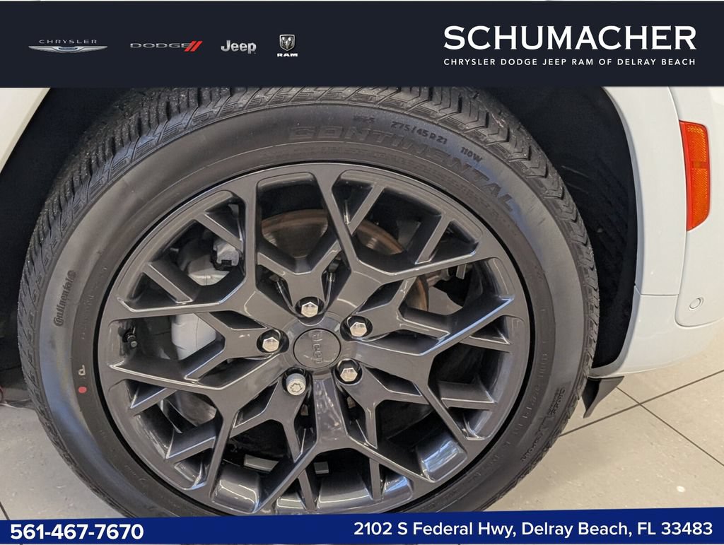 New 2025 Jeep Grand Cherokee Summit AWD/4WD image 10