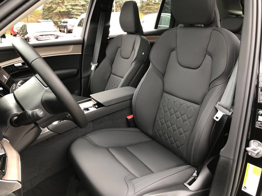 New 2026 Volvo XC90 B6 Plus w/ Protection Package Premier AWD/4WD image 25