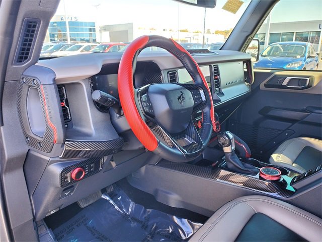 Used 2024 Ford Bronco Wildtrak image 11