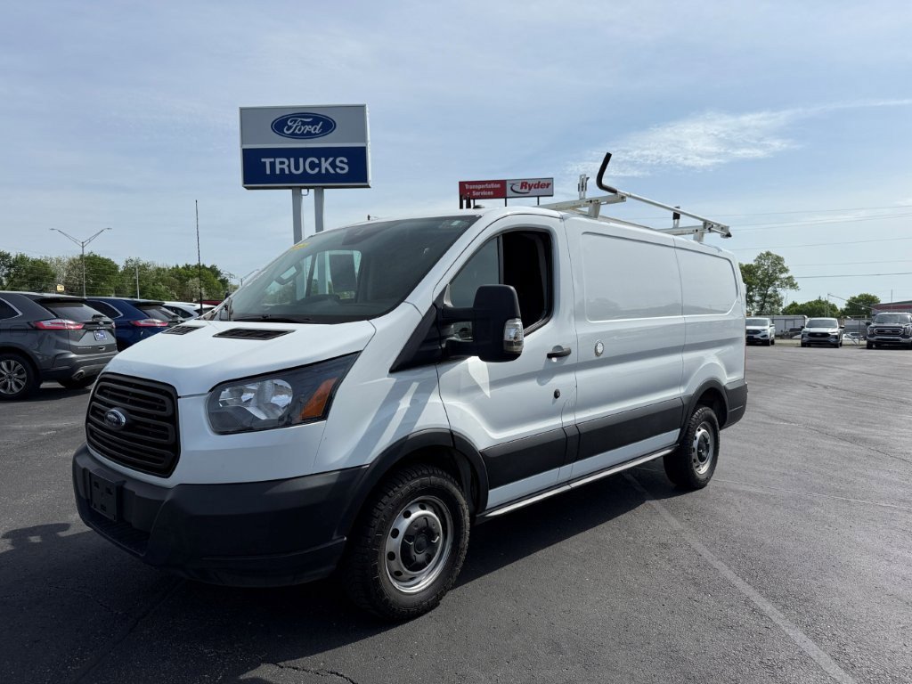 Used 2019 Ford Transit 250 130 Low Roof RWD image 3