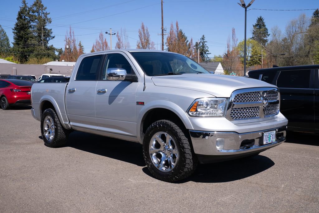 Used 2018 RAM 1500 Laramie w/ Convenience Group AWD/4WD image 1