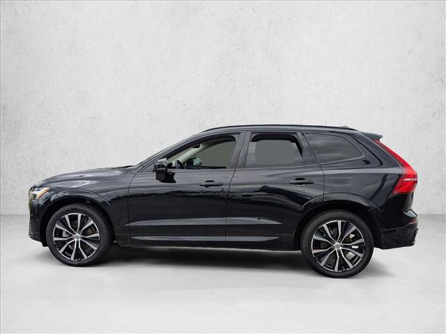 Used 2024 Volvo XC60 B5 Plus image 8