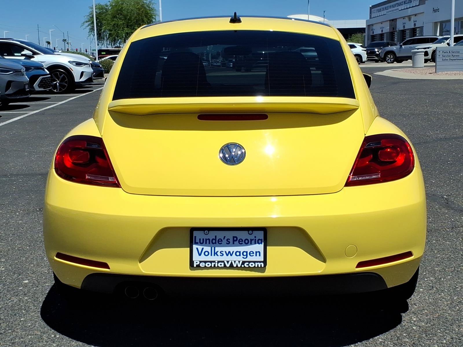 Used 2012 Volkswagen Beetle 2.5 FWD image 6
