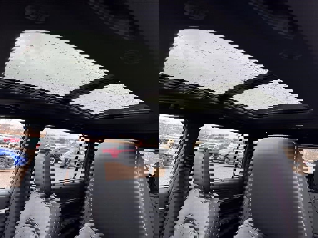 New 2025 Jeep Grand Cherokee L Limited w/ Luxury Tech Group II image 11