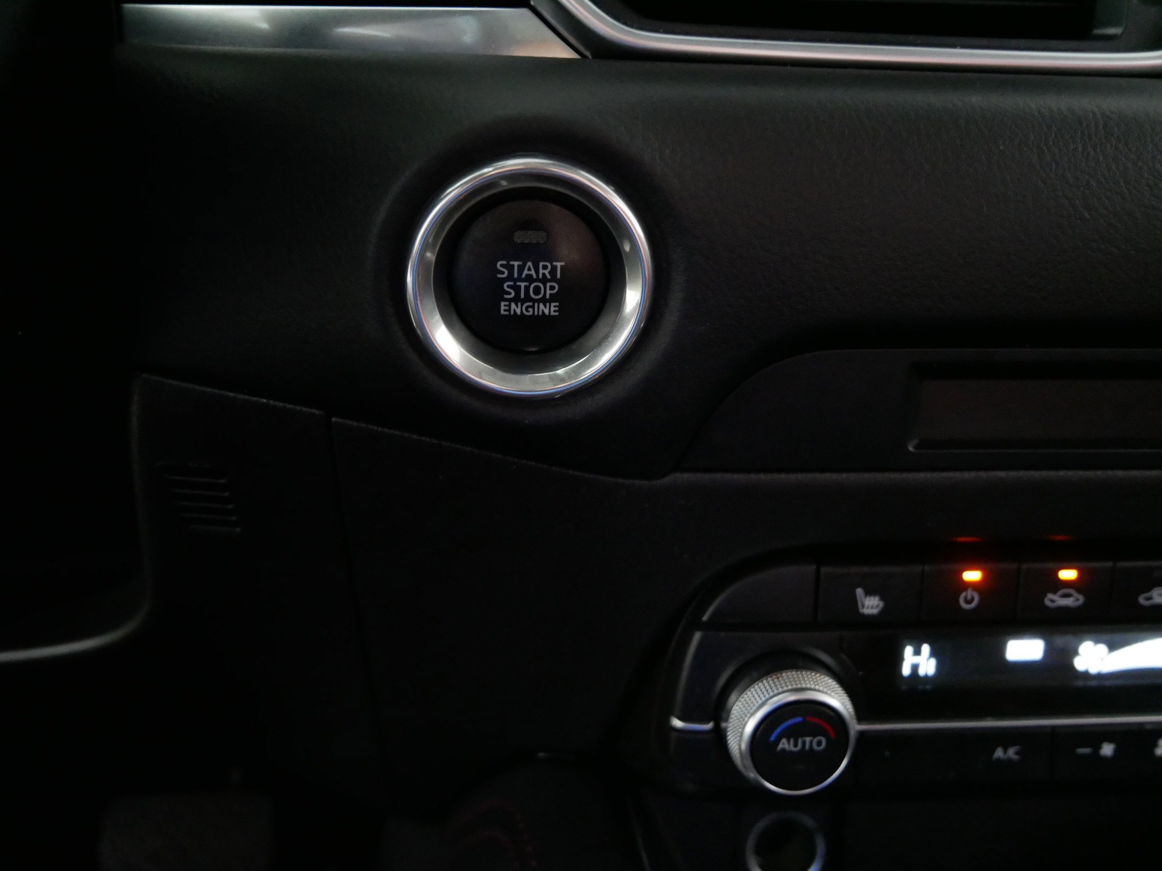 Used 2023 MAZDA CX-5 Carbon Edition image 30