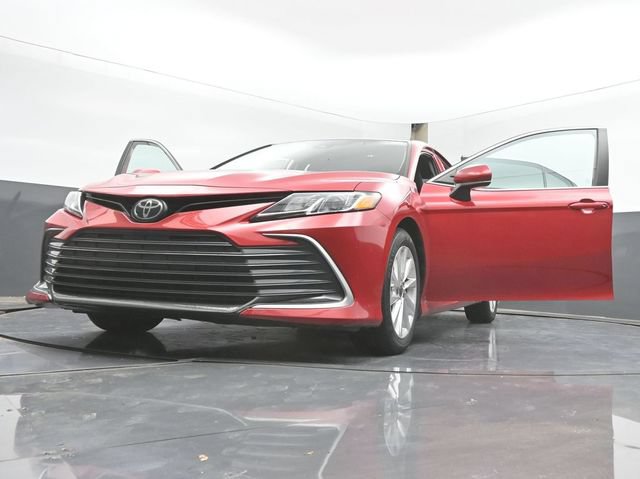 Used 2023 Toyota Camry LE FWD image 50
