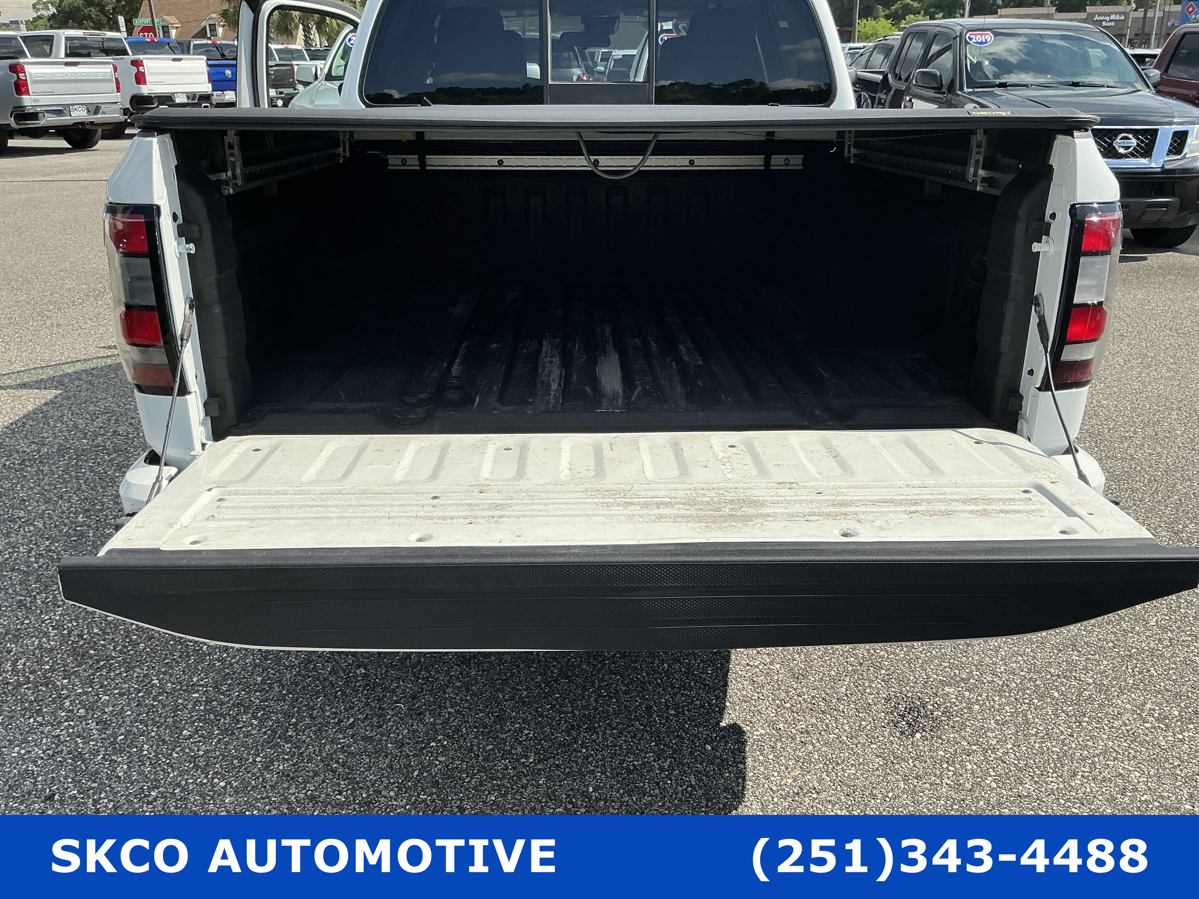 Used 2022 Nissan Frontier SV AWD/4WD image 21