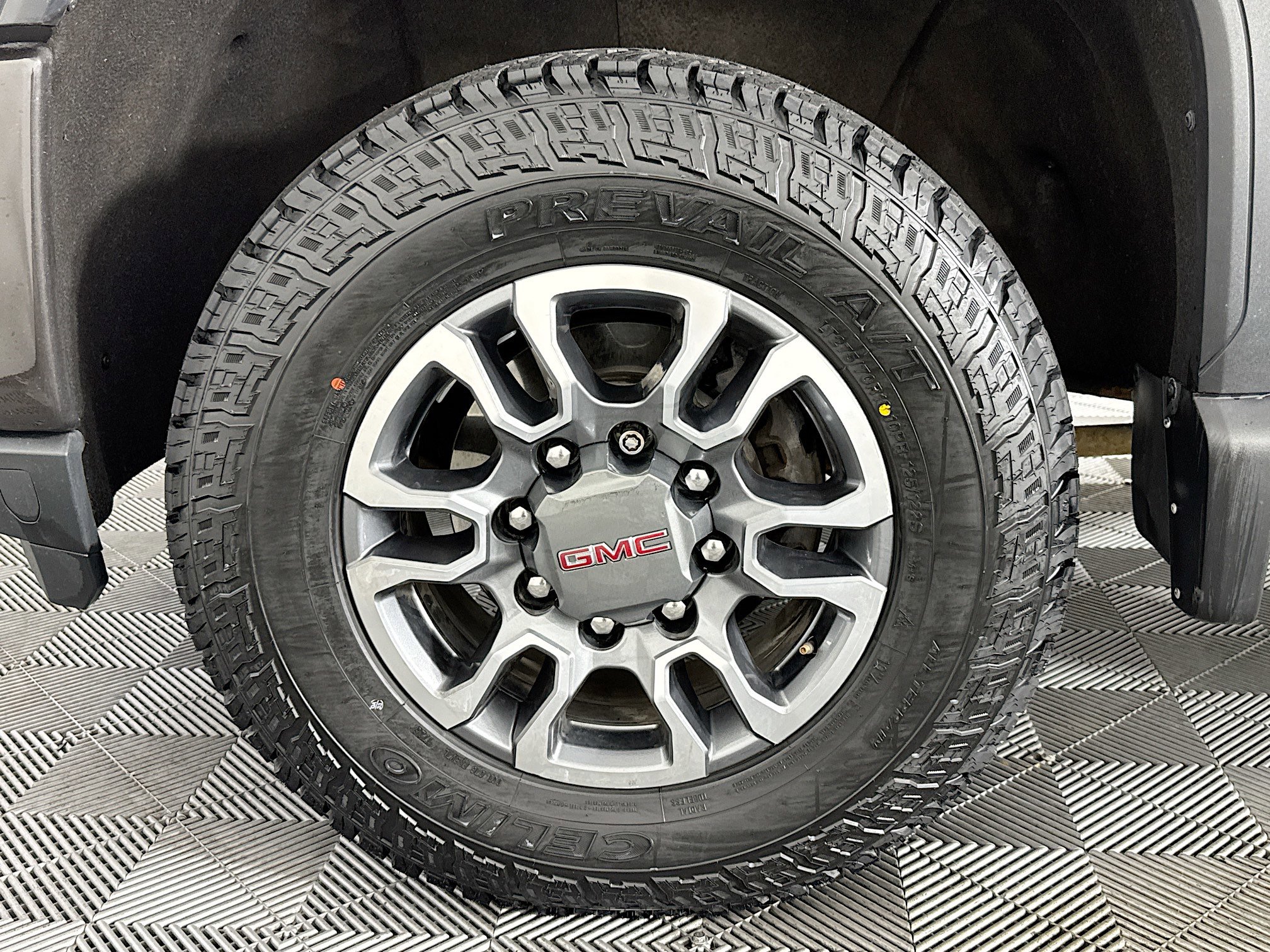 Used 2021 GMC Sierra 2500 AT4 w/ AT4 Preferred Package image 36