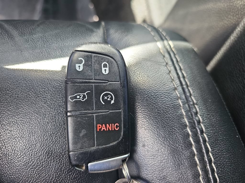 Used 2015 Jeep Grand Cherokee Limited AWD/4WD image 41