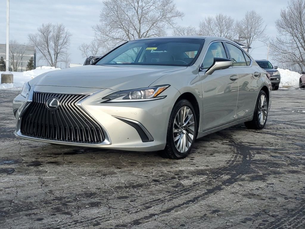 Used 2019 Lexus ES 350 Luxury image 3
